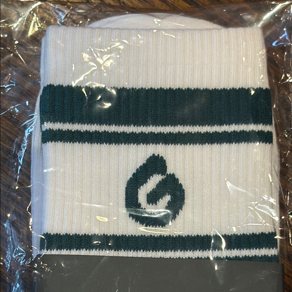 White and Green Men's Casual Socks - Picture 4 of 5